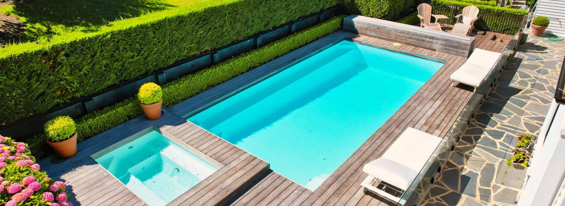 Entertainer fibreglass pool installed in Barwon Heads by Luxx Pools