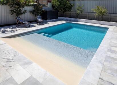 Beach pool by Luxx Pools Geelong