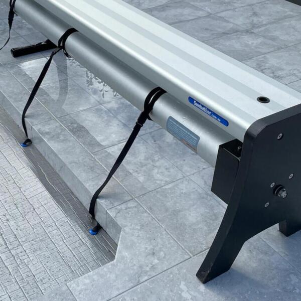 Coverall seat roller